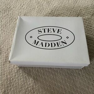 Steve Madden pink and pearl shoes